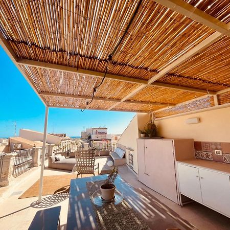 Апартаменты Alma Maris Terrazza Al Tempio By Bed&Bros Сиракузы Экстерьер фото