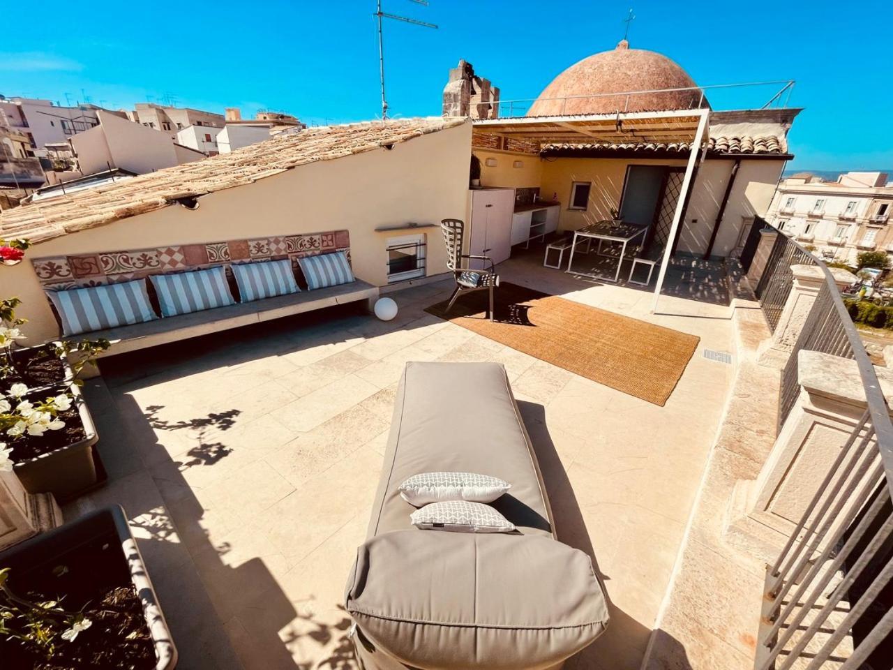 Апартаменты Alma Maris Terrazza Al Tempio By Bed&Bros Сиракузы Экстерьер фото